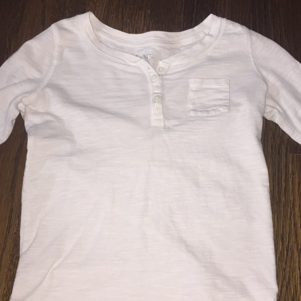 white long-sleeve shirt